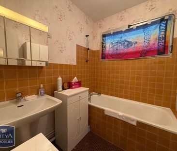 Location Appartement 3 pièces 65m² CHATEAUROUX 36000 - Photo 5