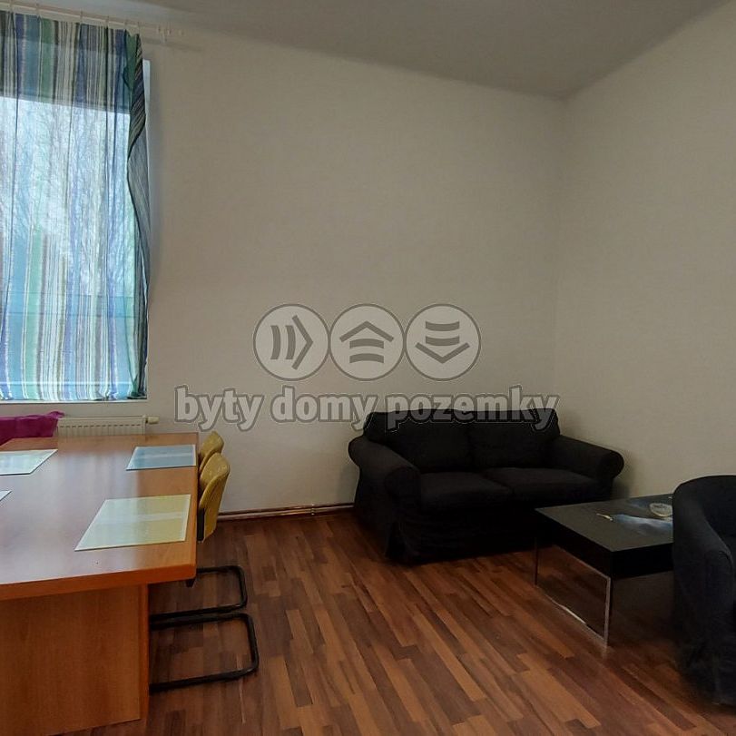 Pronájem bytu 1+1 85 m² - Фото 1