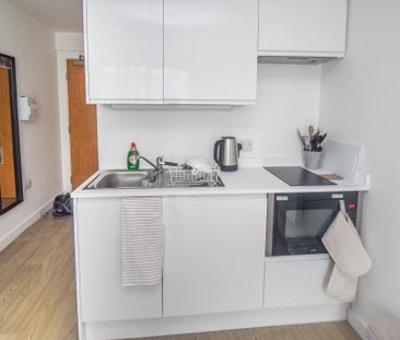 1 bedroom apartment to rent - Photo 2