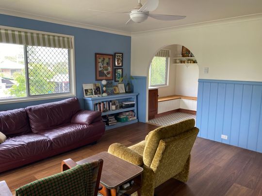 Large Family Home Nestled In Quiet Cul-de-sac - Photo 1