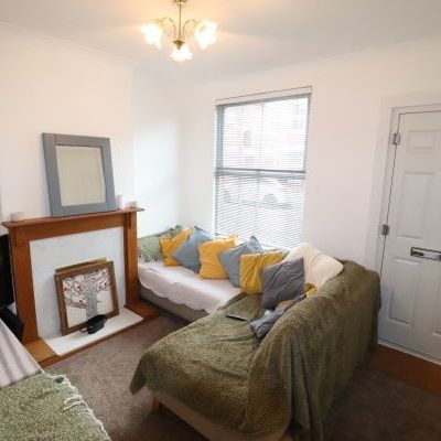 North Road Avenue, Brentwood, Property for rent - Photo 1