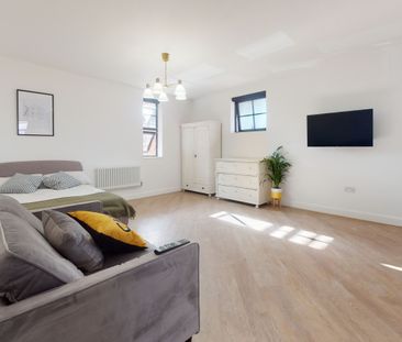 19 Frederick Street Flat 6 - Photo 3