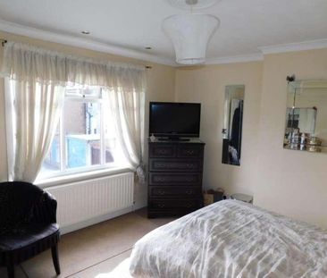 Windsor Avenue, Spennymoor, County Durham, DL16 - Photo 2