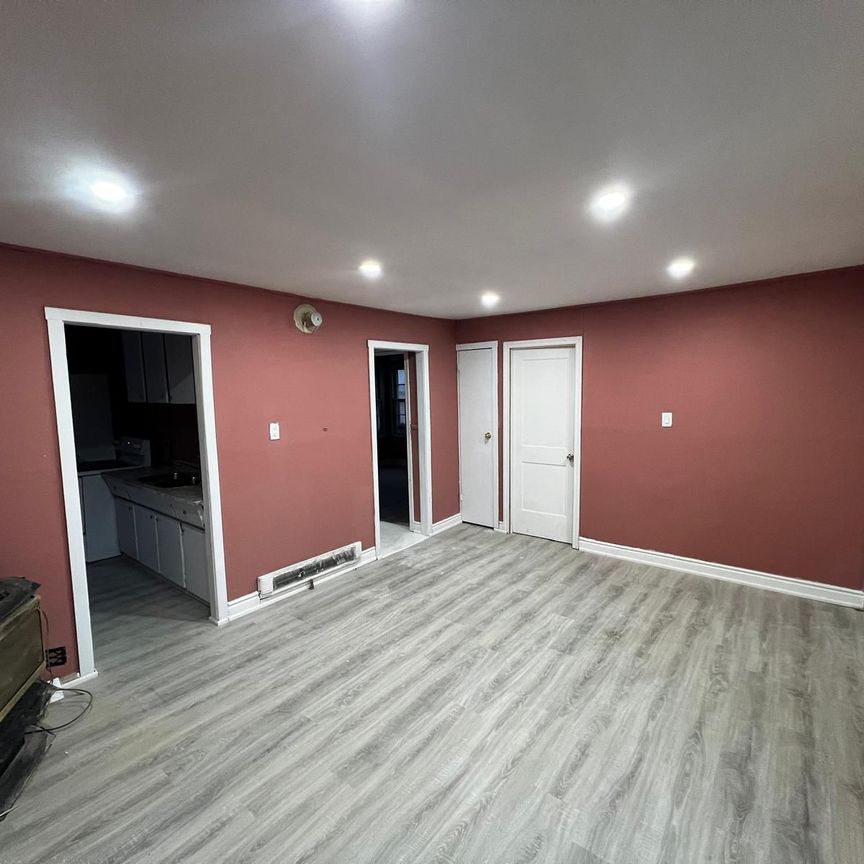 For Lease - 152 Selkirk Avenue, Hamilton, Ontario - Photo 1