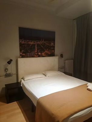 Carrer d'Aragó, Barcelona, Catalonia 08007 - Photo 1