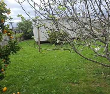Two-Bedroom Home with Two-Bedroom Sleepout - Otangarei - Photo 2