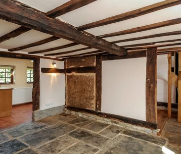 2 bedroom cottage to rent - Photo 2