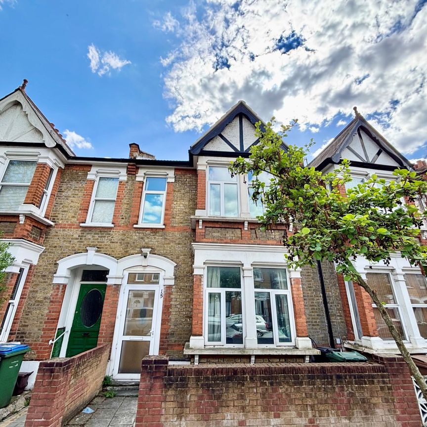 Burghley Road, Leytonstone, E11, London - Photo 1