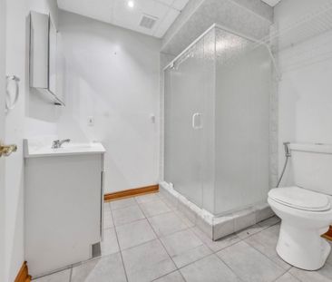 For Lease - 36A Puccini Drive Unit# Basement, Richmond Hill, Ontario - Photo 5