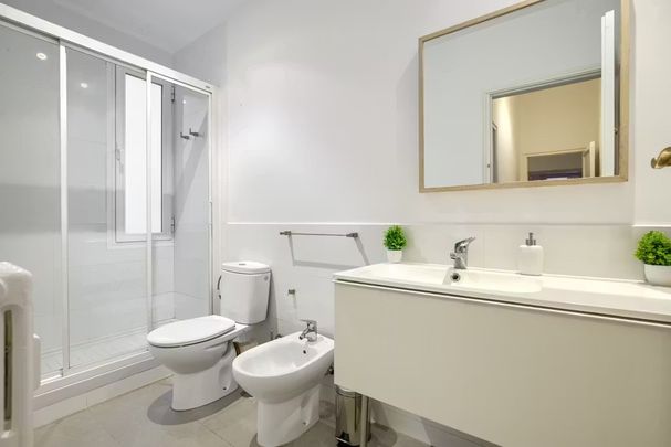 Calle de Núñez de Balboa, Madrid, Community of Madrid 28001 - Photo 1