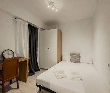 Carrer de Nàpols, Barcelona, Catalonia 08013 - Photo 5