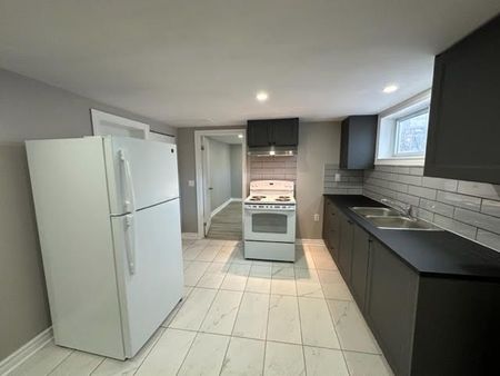 For Lease - 29 Frances Crescent, Toronto, Ontario - Photo 5