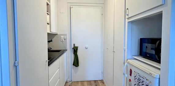 1 Zimmer, 3. Stock - Photo 2