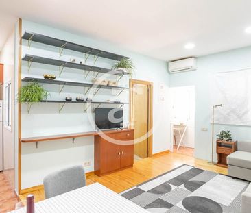 Piso de alquiler en Carrer de Ventalló, El Camp d'en Grassot i Gràc... - Photo 2