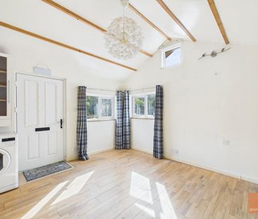 1 bedroom detached house to rent - Photo 4