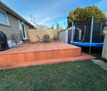 For Lease - 336 Hollyberry Trail, Toronto, Ontario - Photo 4