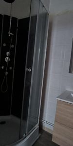 Location Appartement 1 pièce 28m² - Photo 4