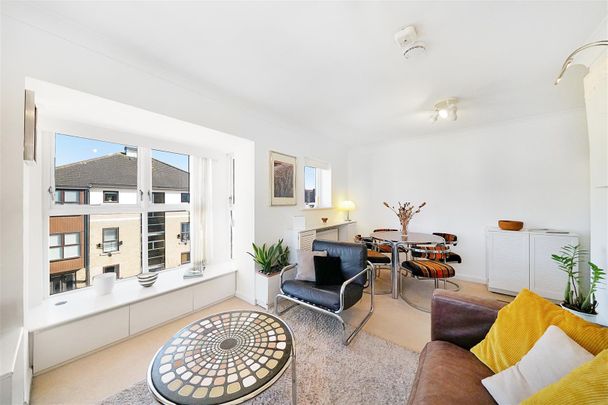 Flat To Let - Photo 1