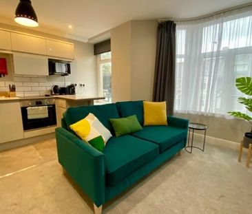 Cowbridge Road East, Cardiff - Photo 3