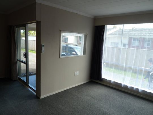 2/321 Albert Street, Hokowhitu, Palmerston North - Photo 1