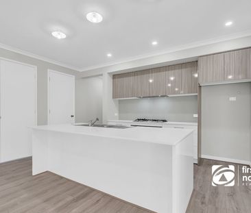 Modern Family Living in the Heart of Mount Atkinson Estate - Photo 1