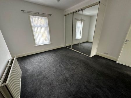 Fulford Place, Darlington - Photo 3