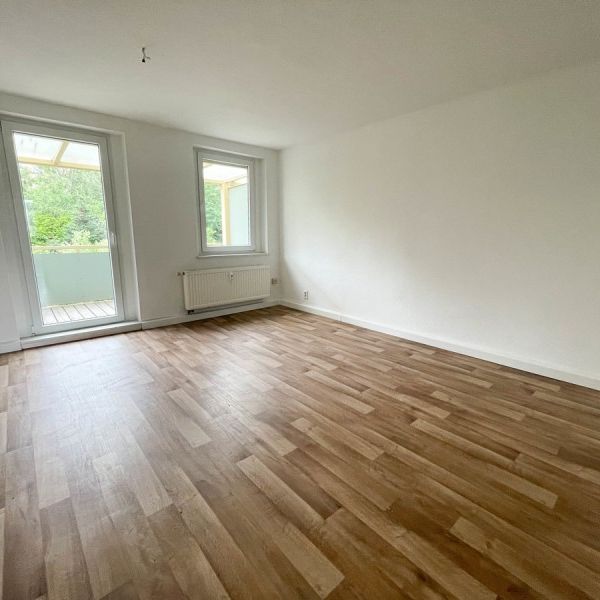 2-Raum-Wohnung in ruhiger Lage von Stollberg mit Balkon - Photo 1