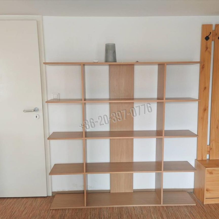 Kiadó átlagos állapotú lakás - Győr - Fotó 1