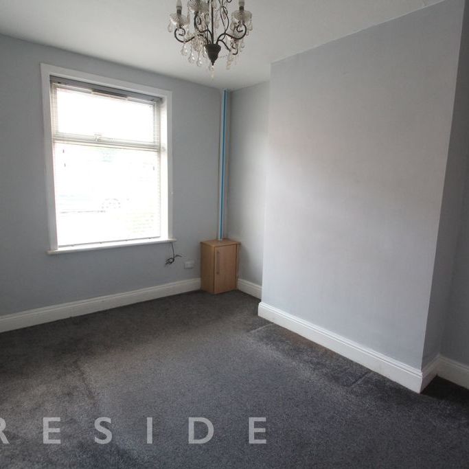 Charlotte Street, Buersil, Rochdale - Photo 1