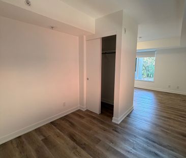 29 Robinson Ave, Ottawa, ON - Photo 2