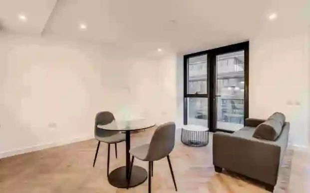 2 Bedroom 2 Bathroom - Photo 1
