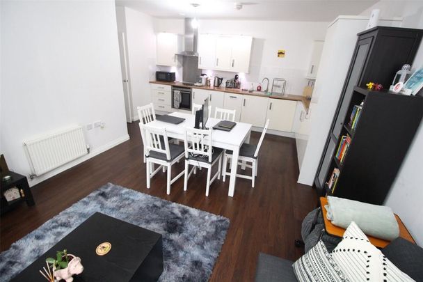 2 bedroom apartment to rent - Photo 1