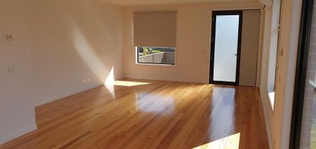 High Quality Executive Living - Photo 4