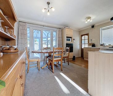 2 bedroom detached bungalow to rent - Photo 4