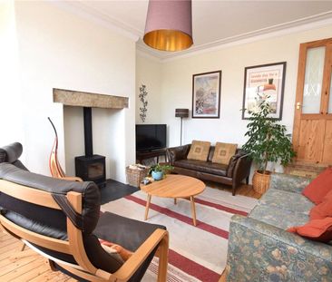 64, Woodside Place, Leeds, West Yorkshire, LS4 2QU - Photo 5