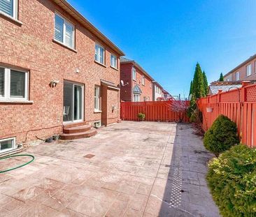 For Lease - 5 Marbleseed Crescent, Brampton, Ontario - Photo 2