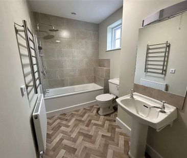 2 bedroom semi-detached house to rent - Photo 4