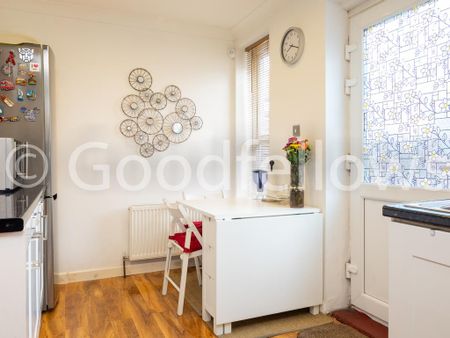 2 bedroom house to rent - Photo 2