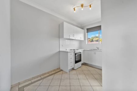 Space, Comfort & Convenience - Photo 3