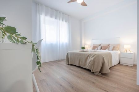 Avinguda de la Plata, Valencia, Valencian Community 46004 - Photo 4