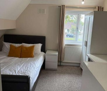 Middleton Boulevard: Bedroom Student (jubilee), NG8 - Photo 5