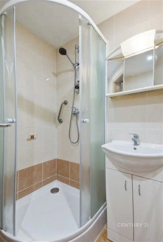 Pronájem bytu 1+1 s lodžií a dvěma úložnými prostory, Bílina – Alšova ulice - Photo 5