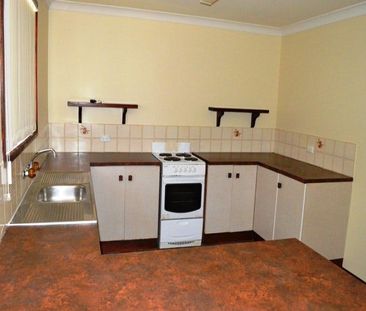 Brick Home in Quiet Cambooya - Photo 4