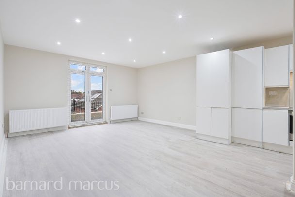 Cheam Common Road, Worcester Park - Photo 1