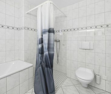 Moderne 3.5-Zimmer-Wohnung mit grossem Balkon in Münchwilen - hell,... - Foto 4