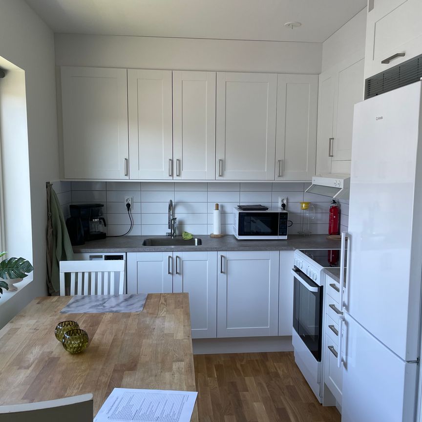 Askvägen, Romelanda - Photo 1