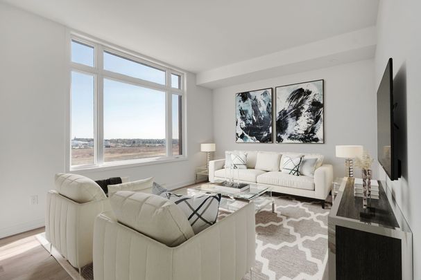 For Lease - 3 Steckley House Lane Unit# TH810, Richmond Hill, Ontario - Photo 1