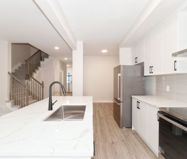 For Lease - 258 CATNIP Crescent, Kanata, Ontario - Photo 3