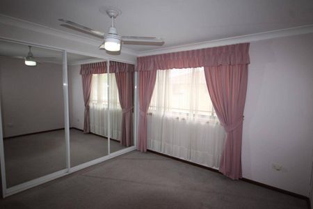 AIR CONDITIONED UNIT IN THE HEART OF TOWN - Photo 2