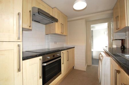 2 bedroom cottage to rent - Photo 5